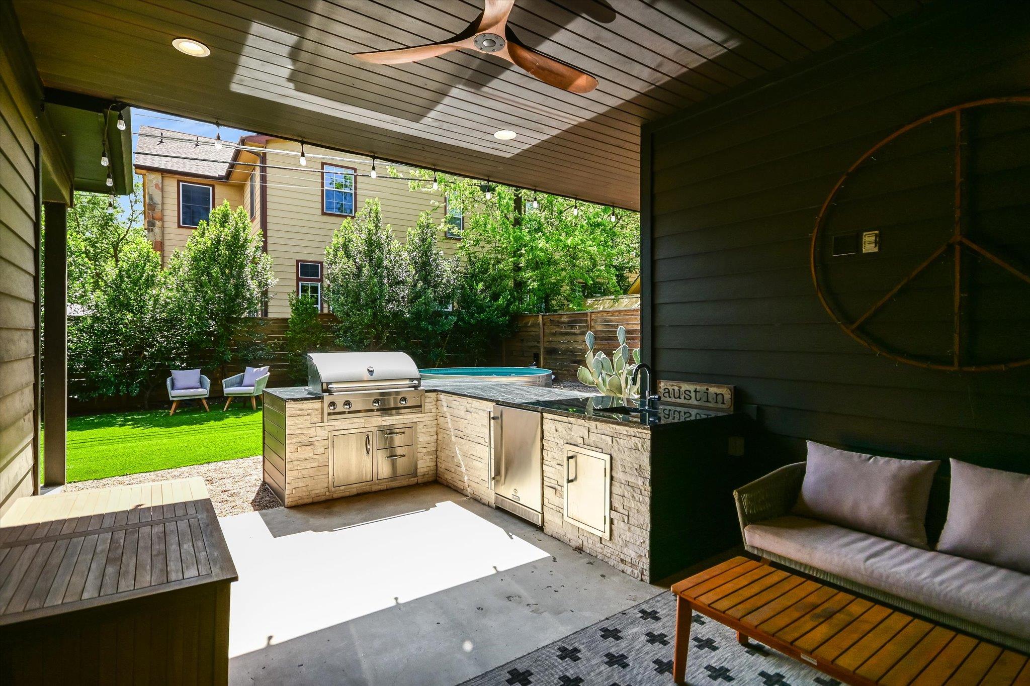 2011 Arpdale St, Austin, TX 78704