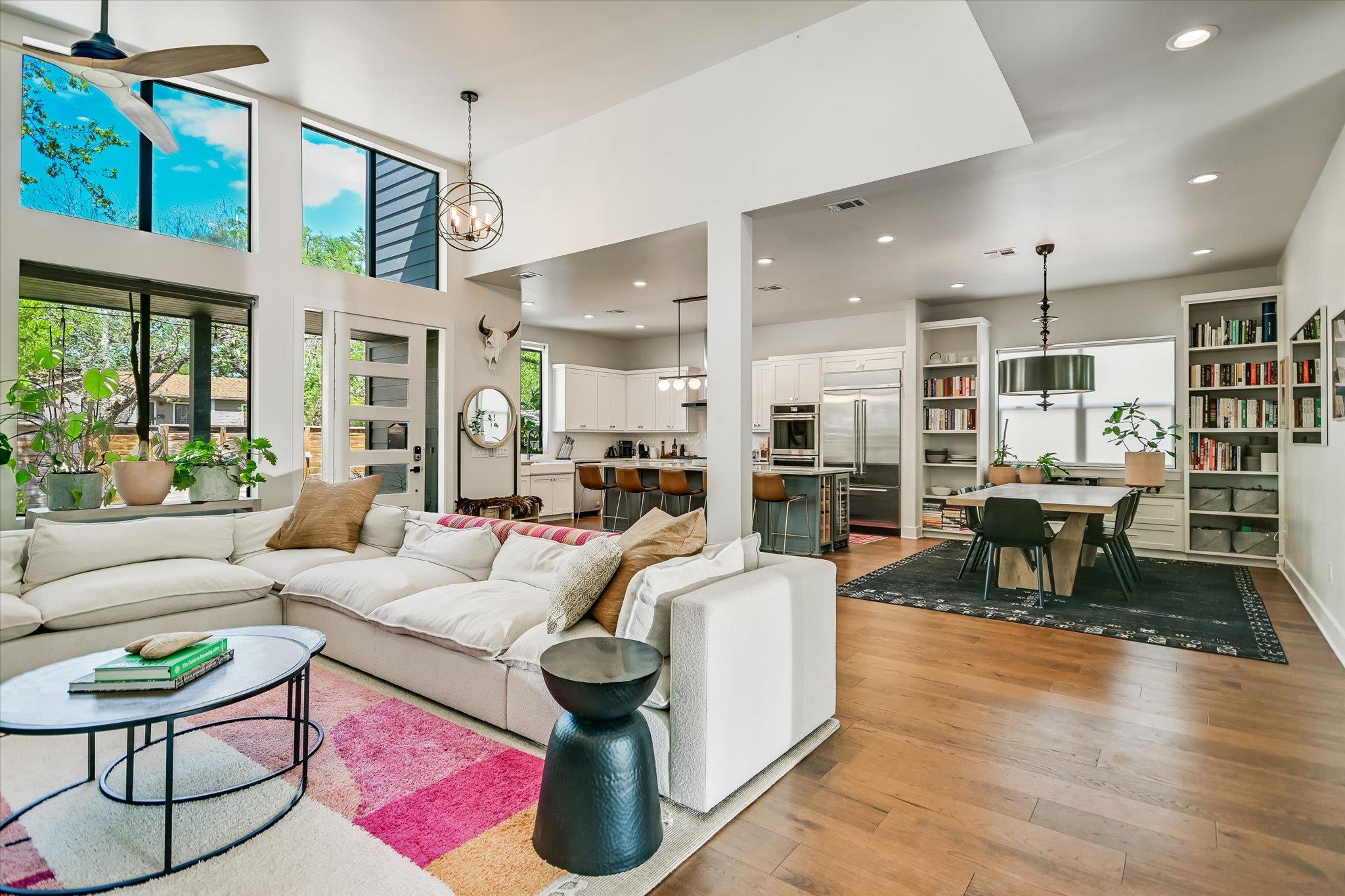 2011 Arpdale St, Austin, TX 78704