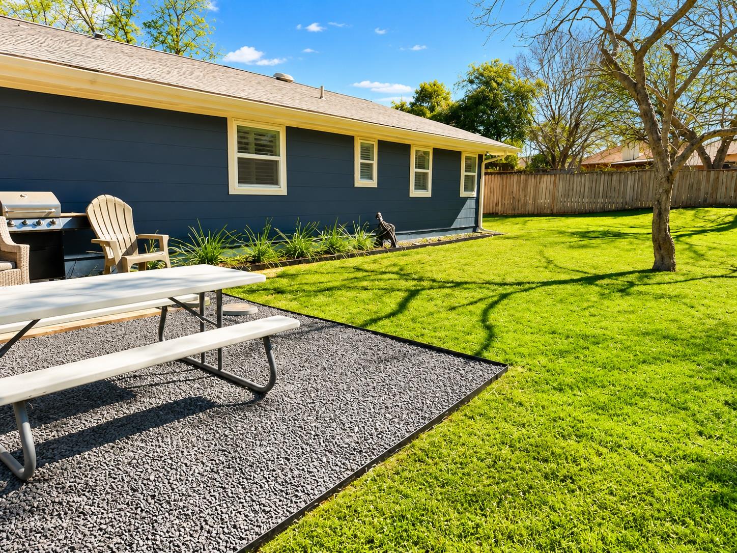 9002 Lodge Ct, Austin, TX 78758