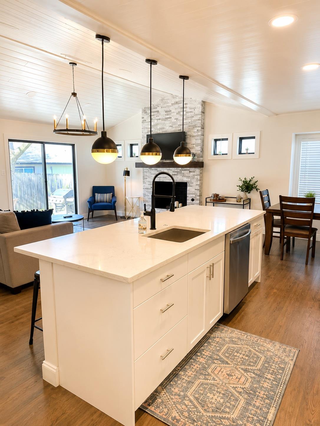 9002 Lodge Ct, Austin, TX 78758