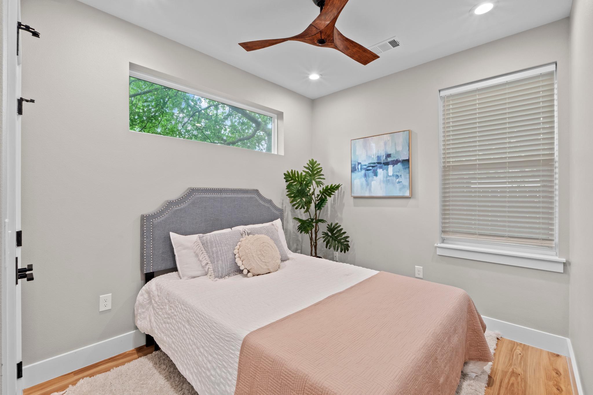 8006 Gault St # 2, Austin, TX 78757