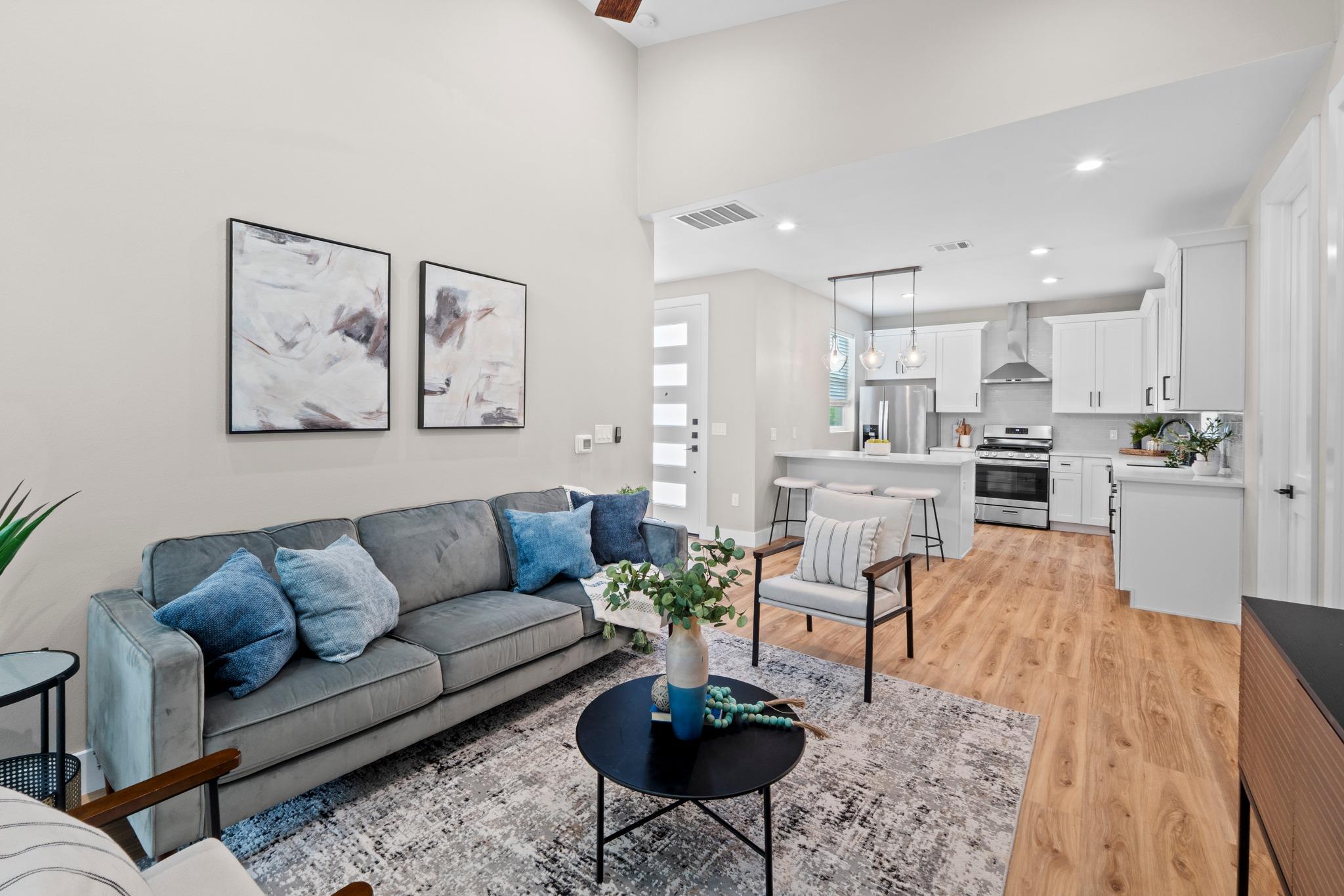 8006 Gault St # 2, Austin, TX 78757