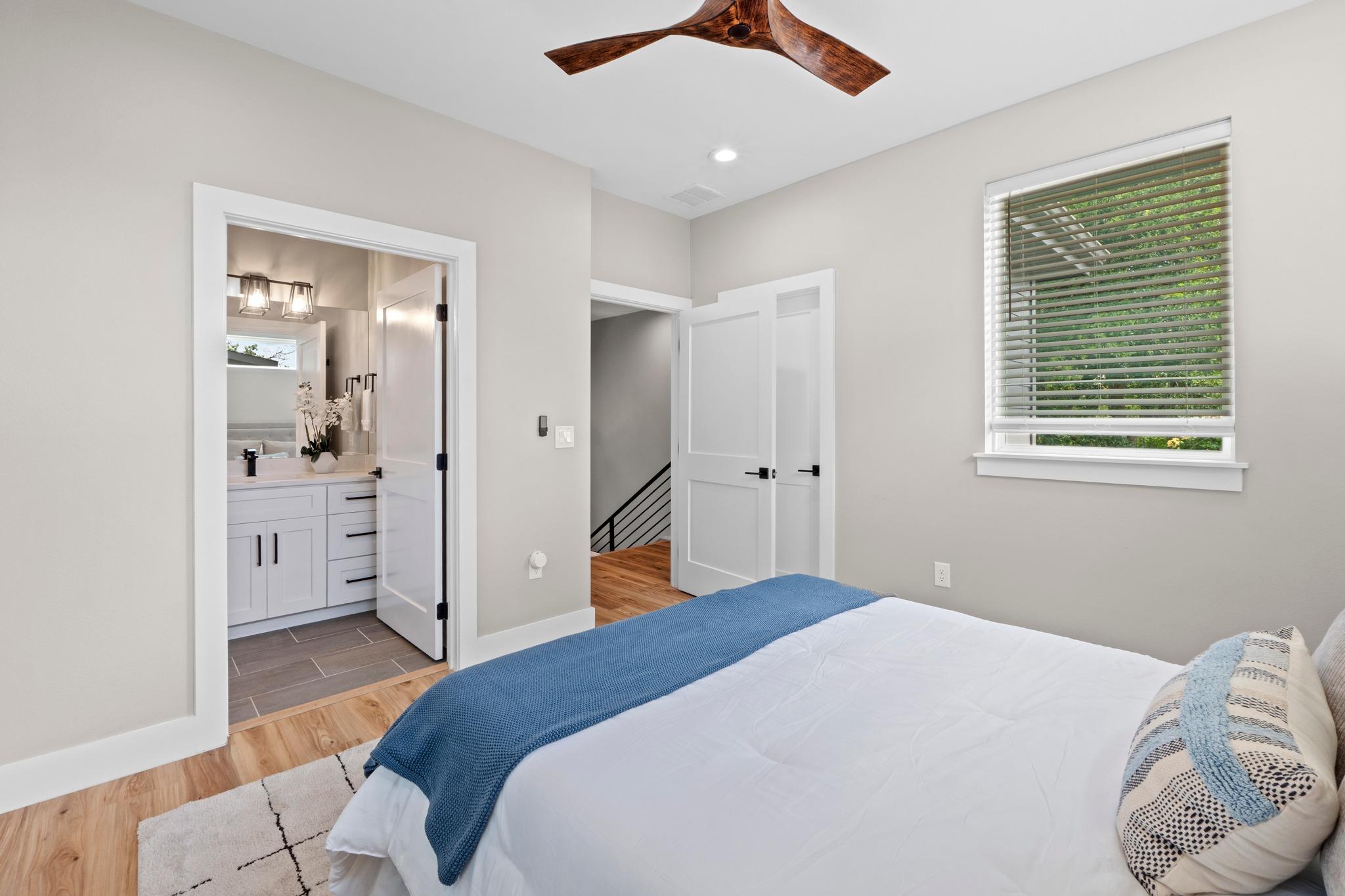 8006 Gault St # 2, Austin, TX 78757