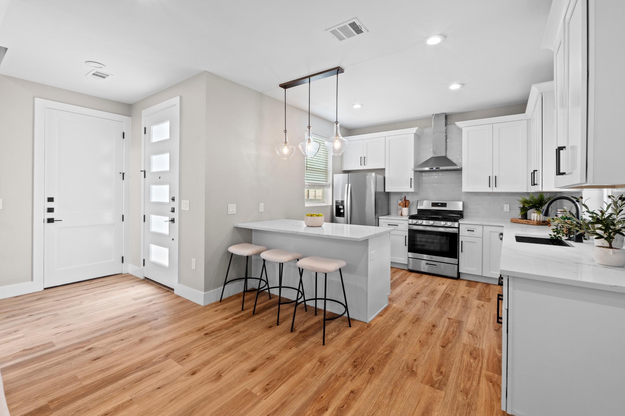 8006 Gault St # 2, Austin, TX 78757