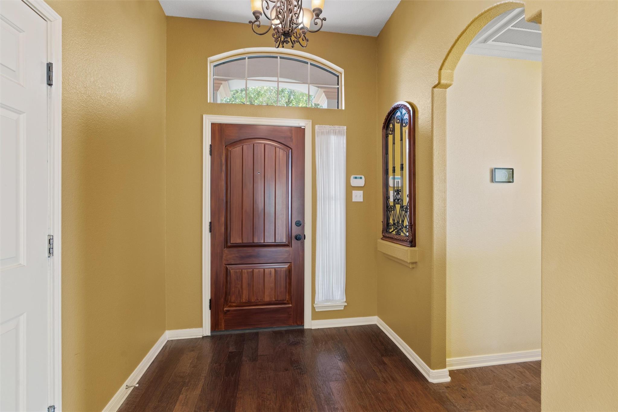 6814 Thistle Hill Way, Austin, TX 78754