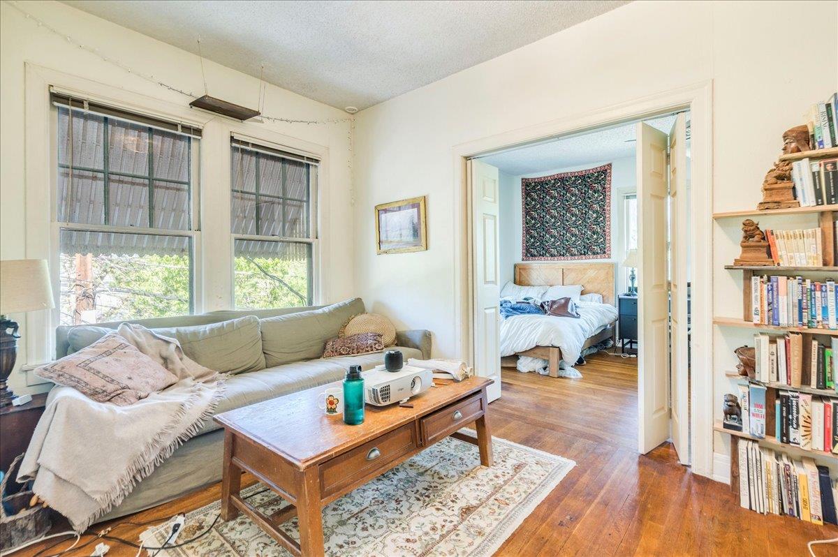 1103 W. 22ND St # B, Austin, TX 78705