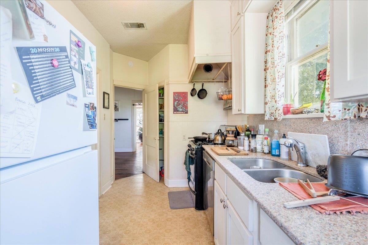 1103 W. 22ND St # B, Austin, TX 78705