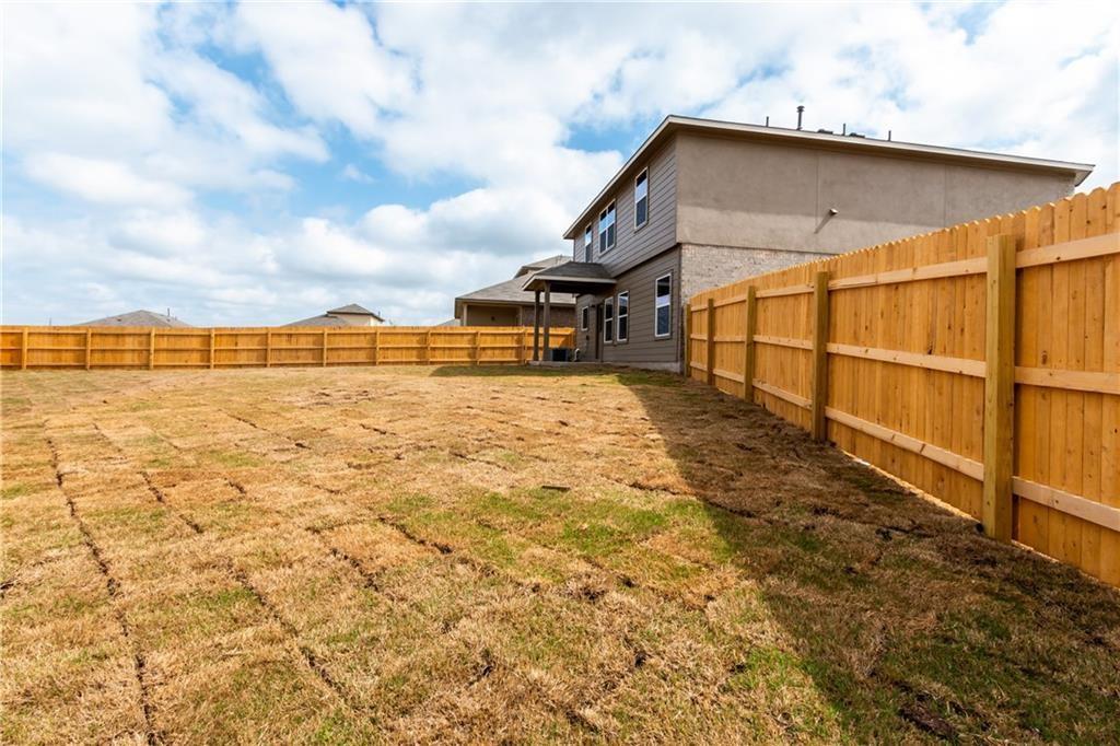 2718 Bridekirk Dr, Round Rock, TX 78664