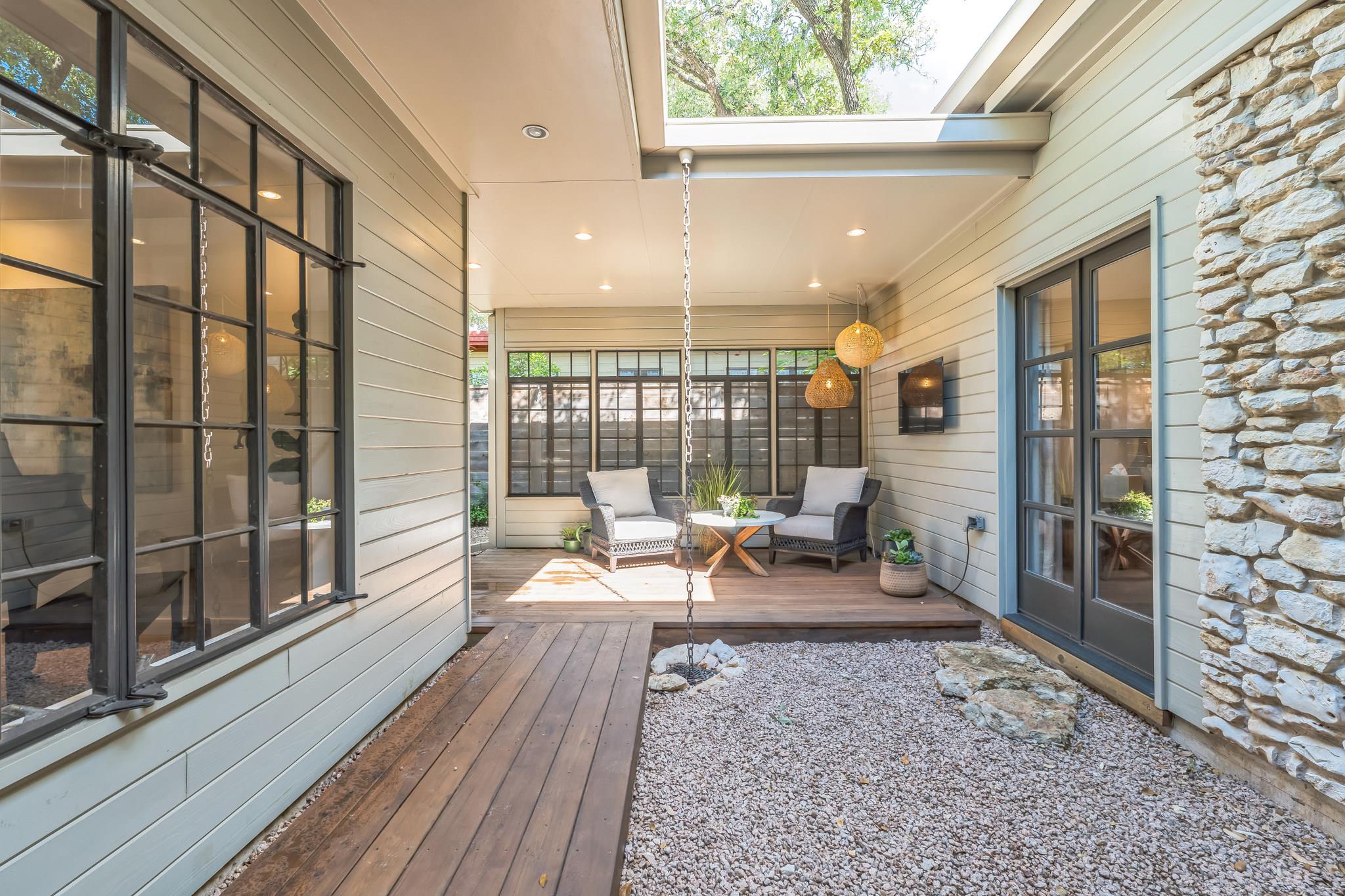 2302 Rundell Pl, Austin, TX 78704