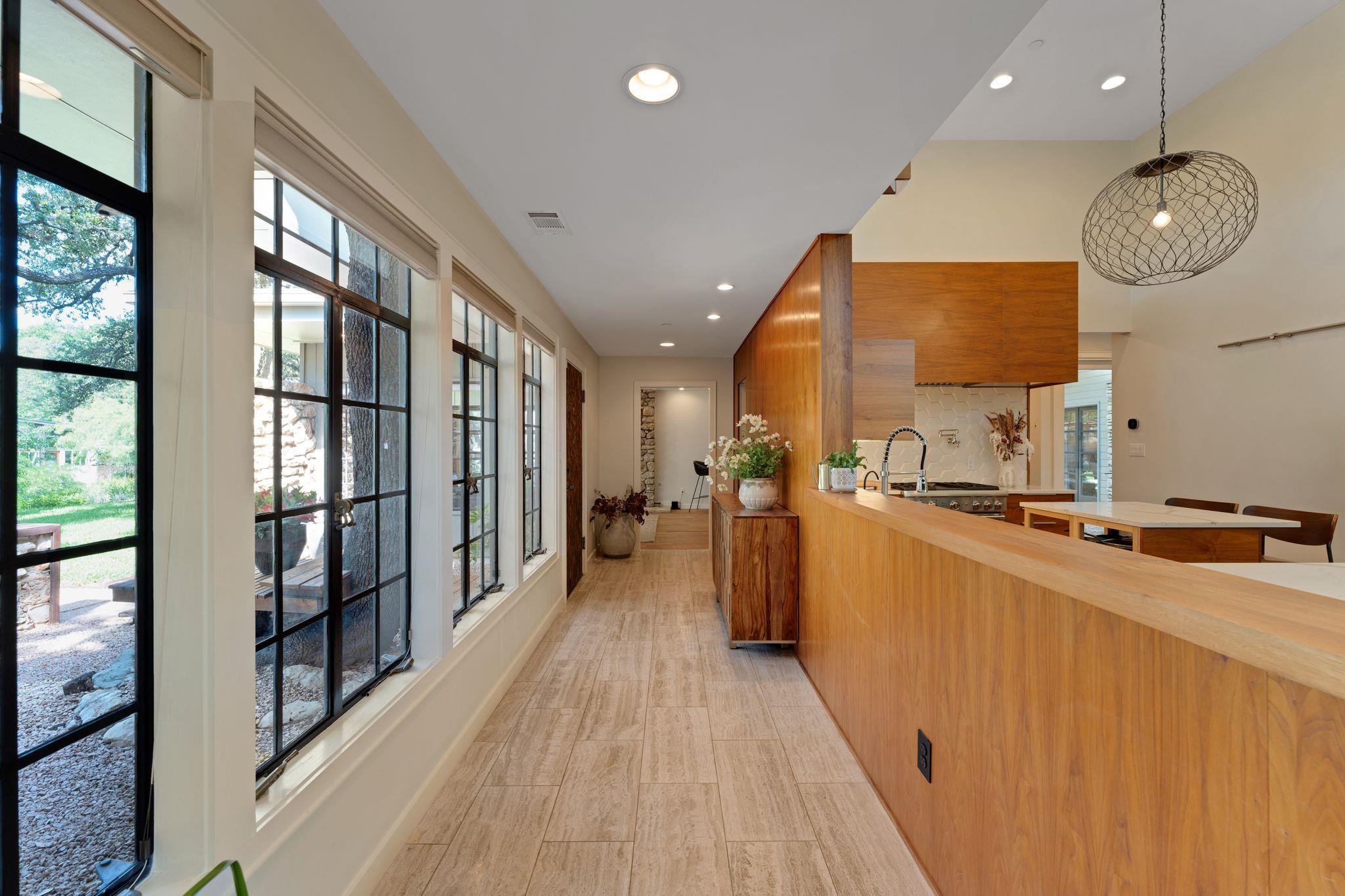 2302 Rundell Pl, Austin, TX 78704