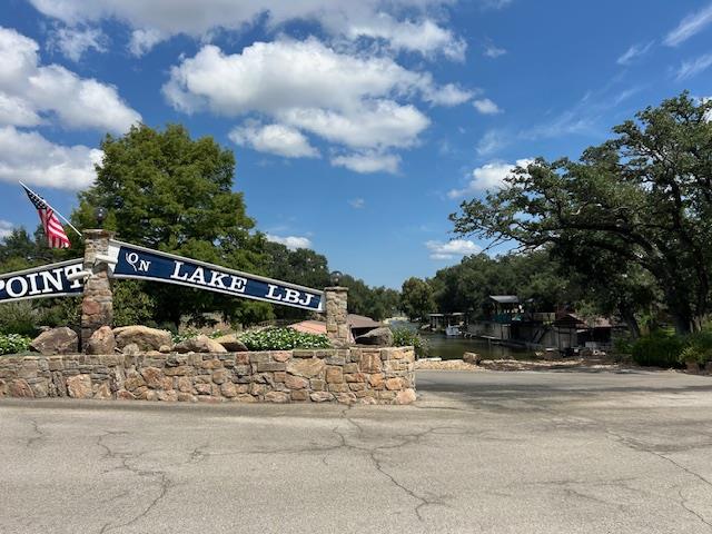 120 Cove Rd, Llano, TX 78639