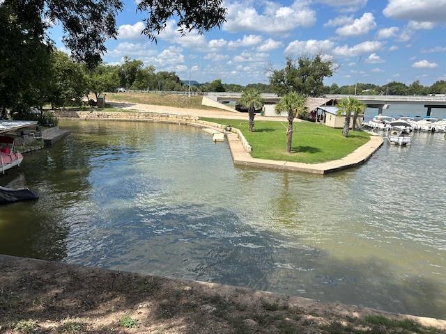 120 Cove Rd, Llano, TX 78639