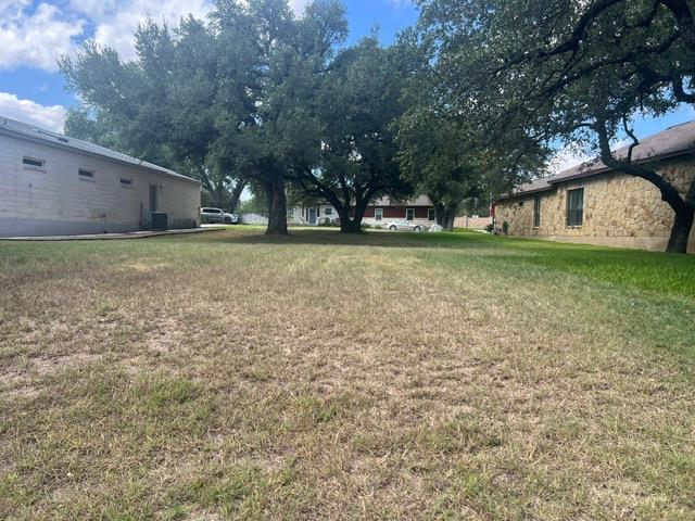 120 Cove Rd, Llano, TX 78639