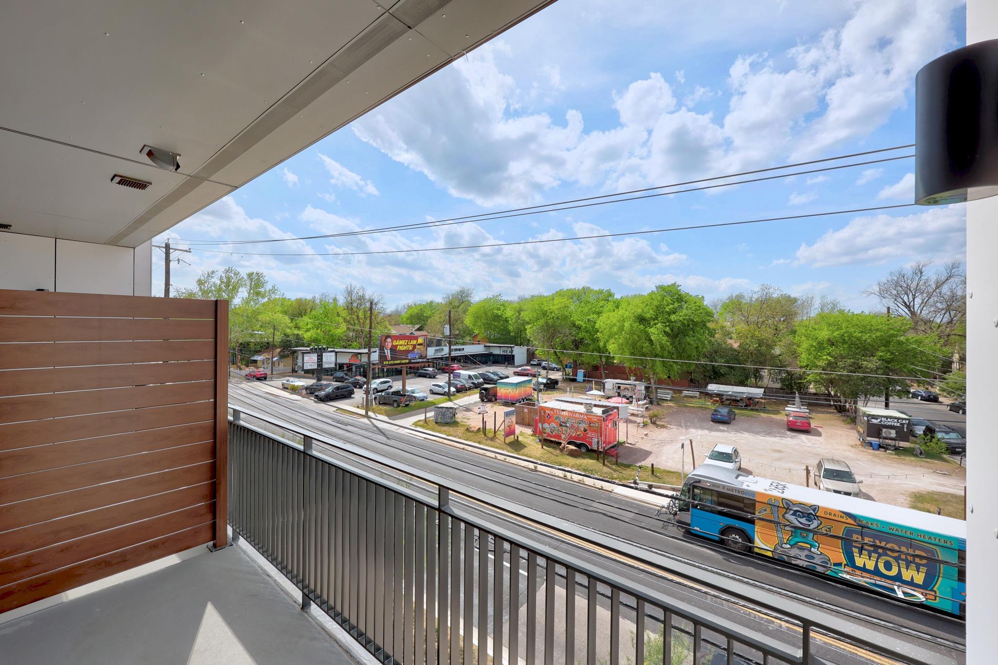 2209 S 1st St # 310, Austin, TX 78704