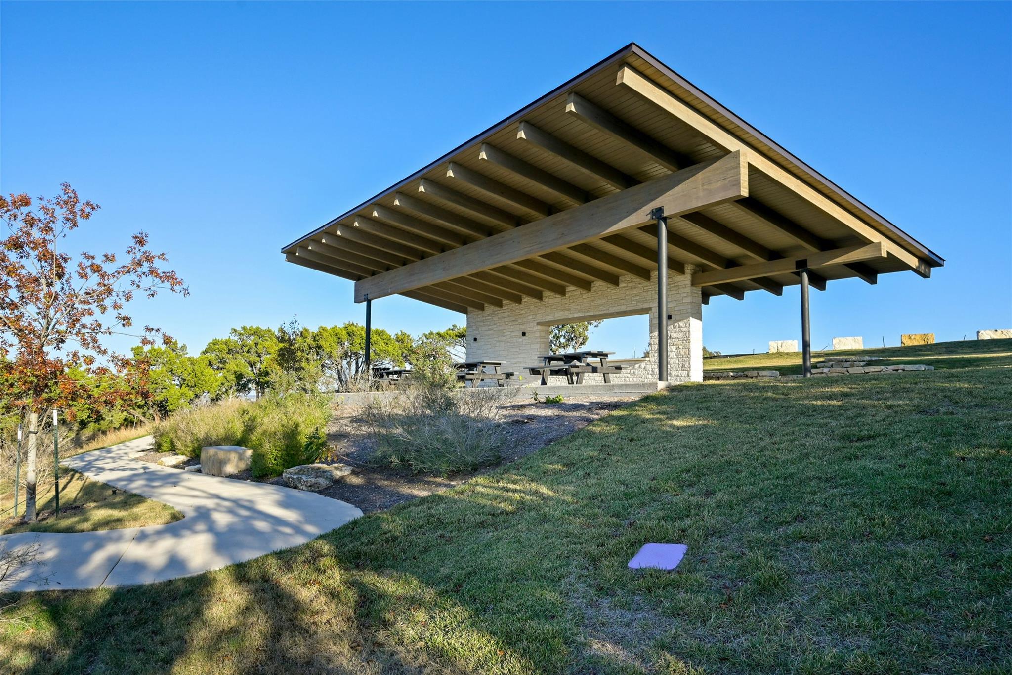 5800 Twin Peaks Trce, Austin, TX 78738