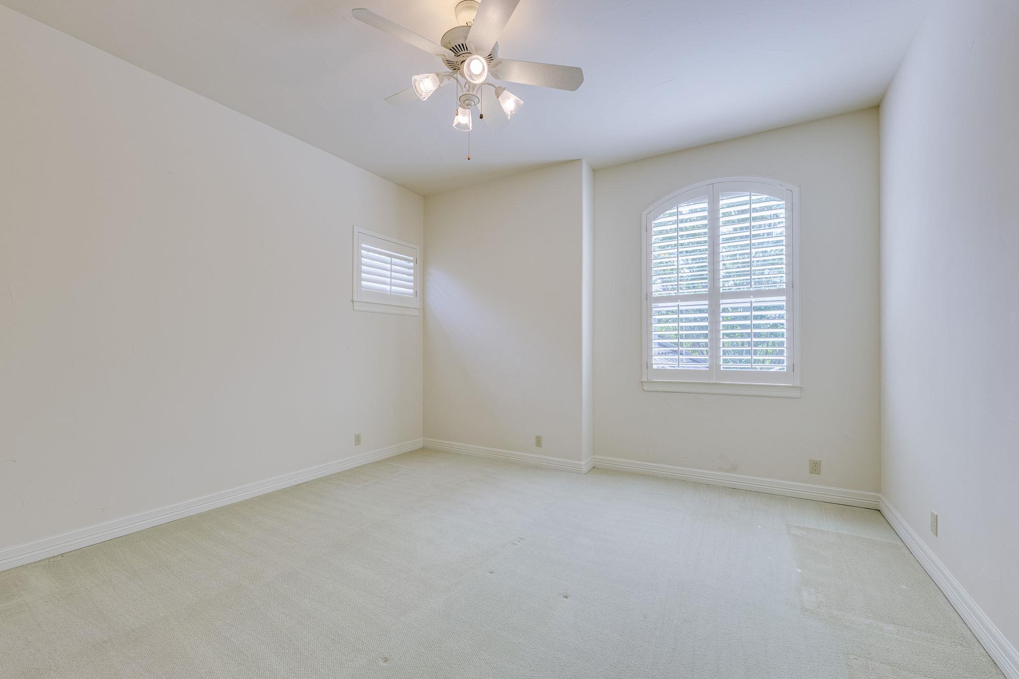 106 Lakeway Hills Cv, Lakeway, TX 78734