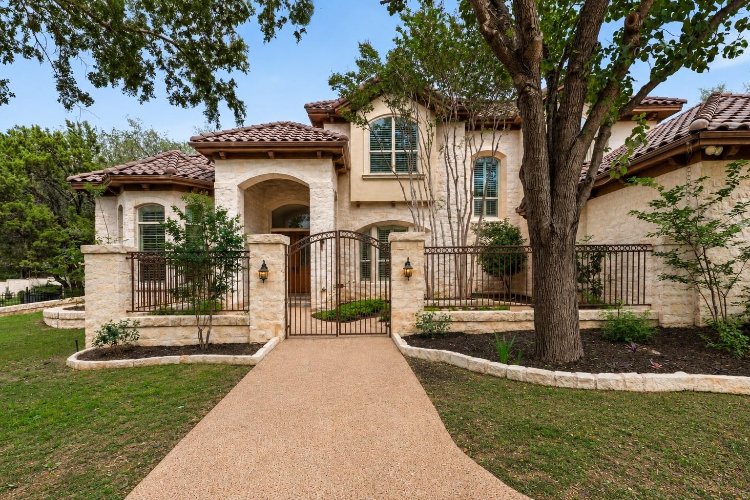 106 Lakeway Hills Cv, Lakeway, TX 78734