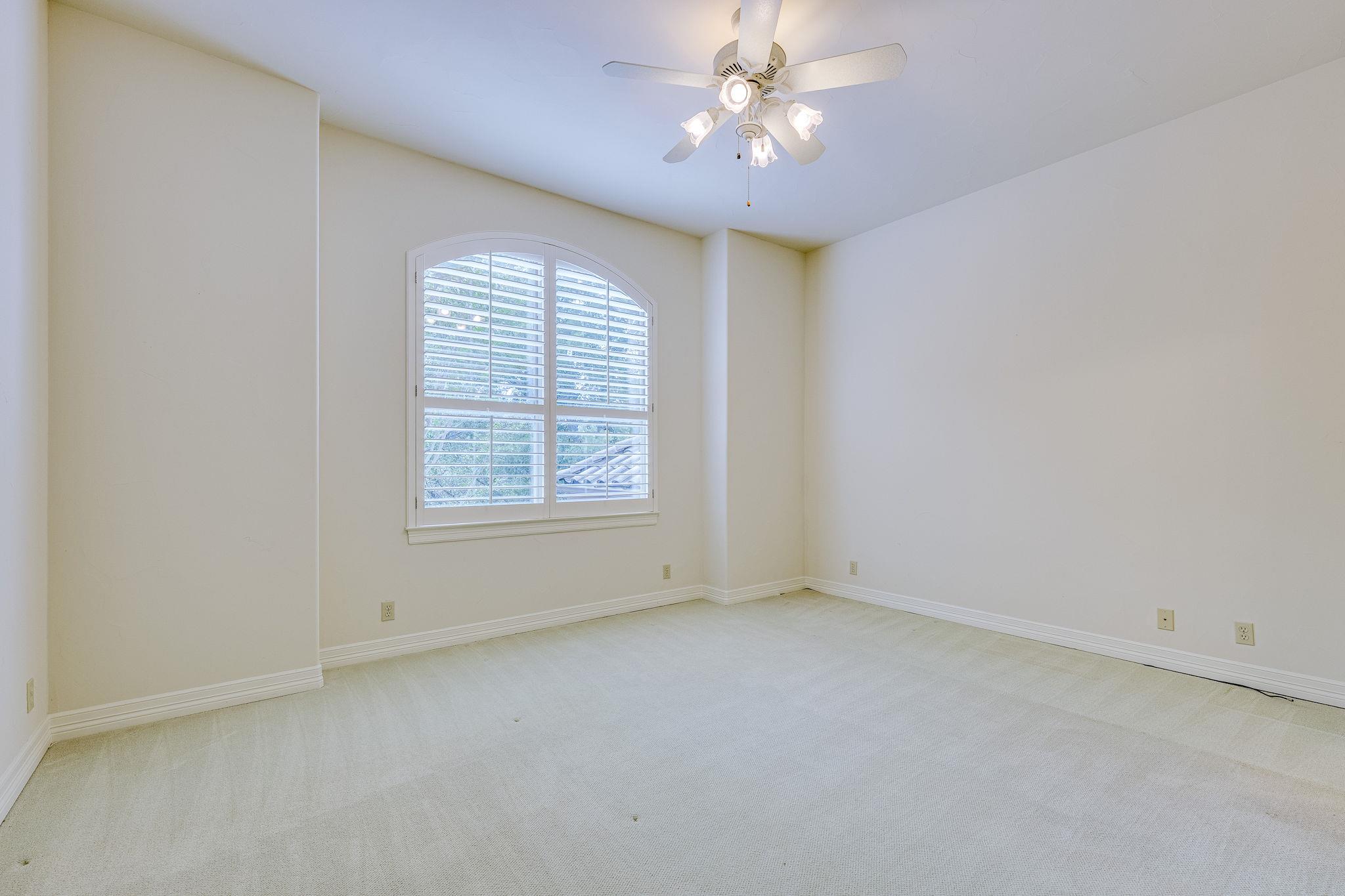 106 Lakeway Hills Cv, Lakeway, TX 78734