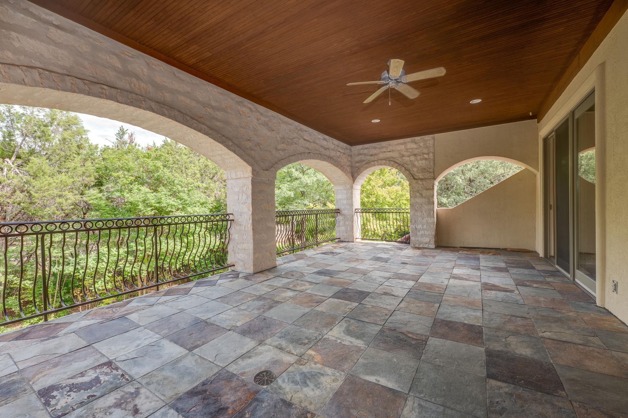106 Lakeway Hills Cv, Lakeway, TX 78734