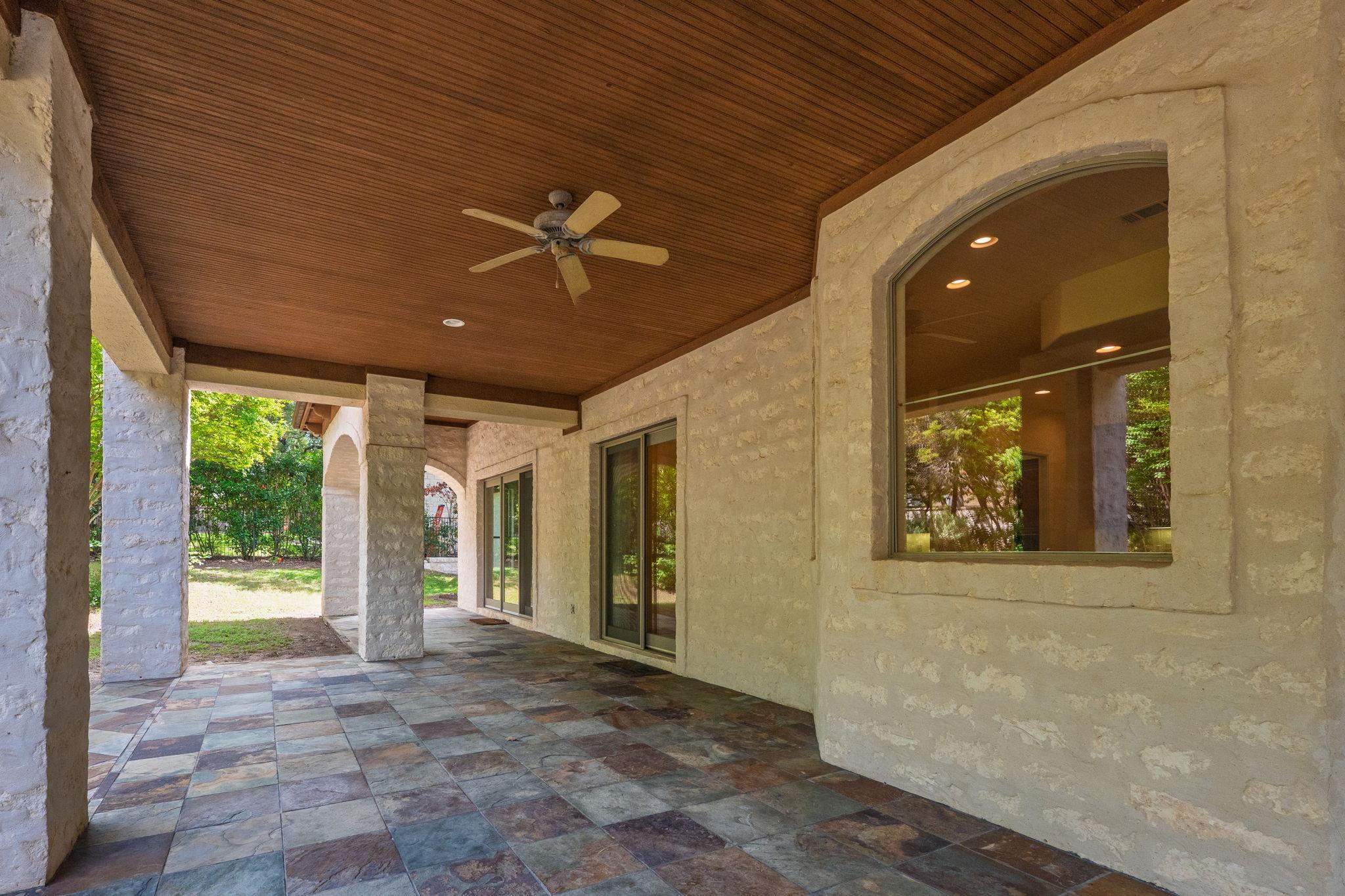 106 Lakeway Hills Cv, Lakeway, TX 78734