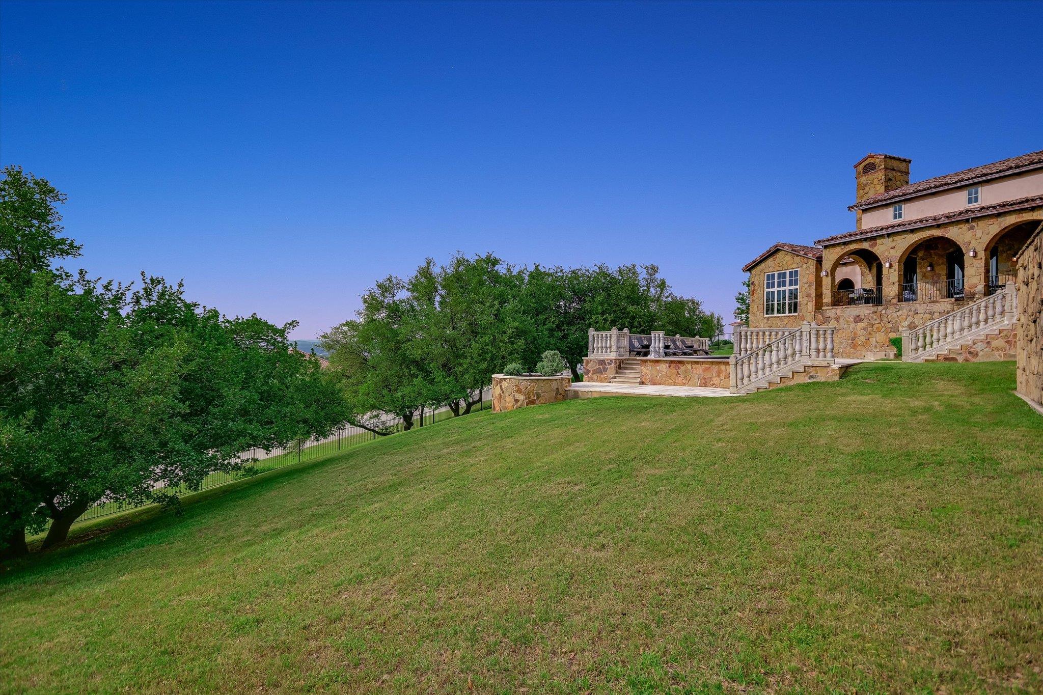 108 Palazza Alto Dr, Austin, TX 78734