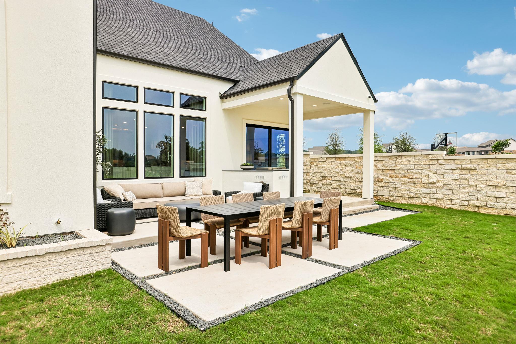 194 Christian Springs Dr, Kyle, TX 78640