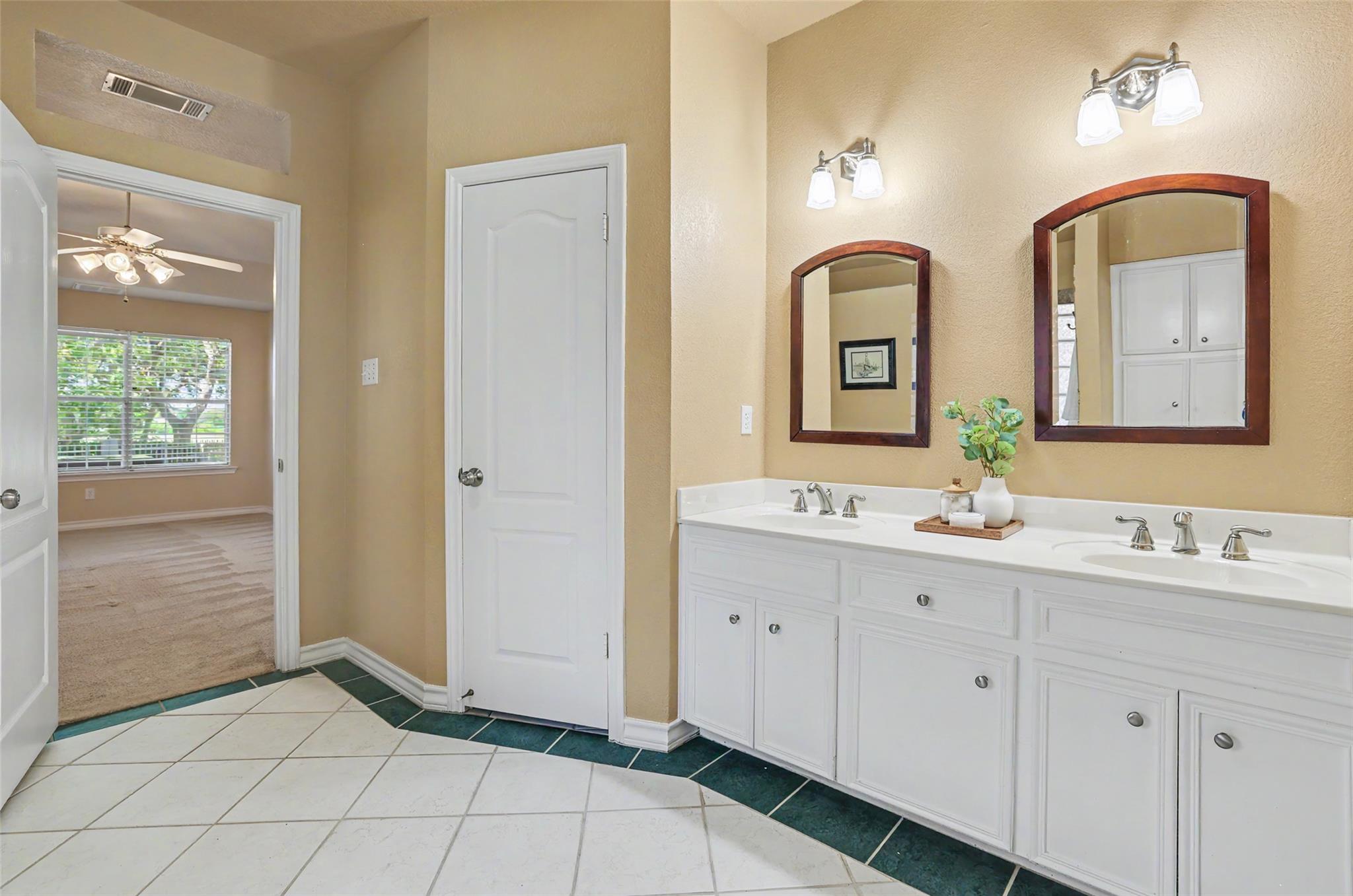 30107 Hamlet Cir, Georgetown, TX 78628