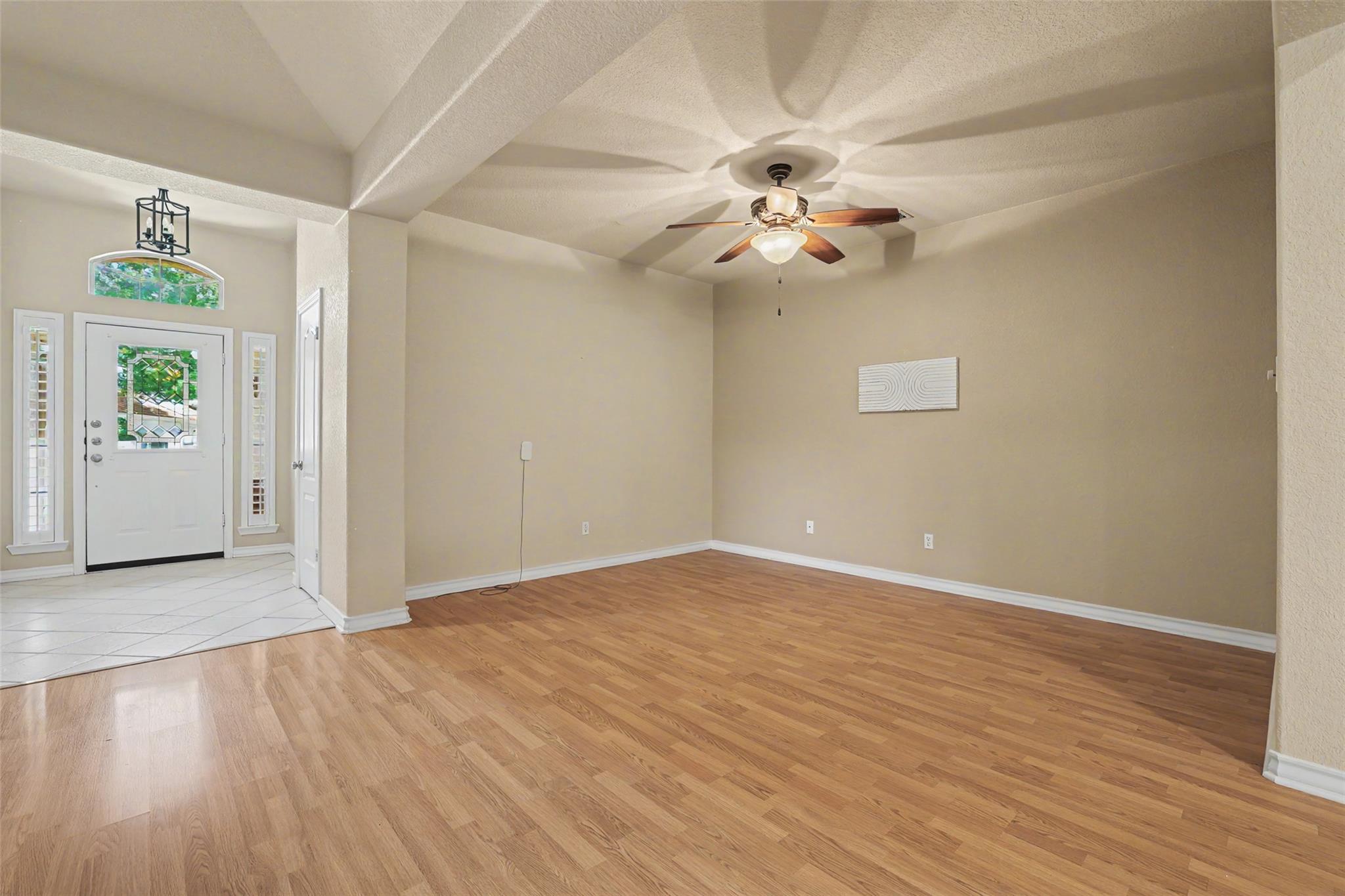 30107 Hamlet Cir, Georgetown, TX 78628