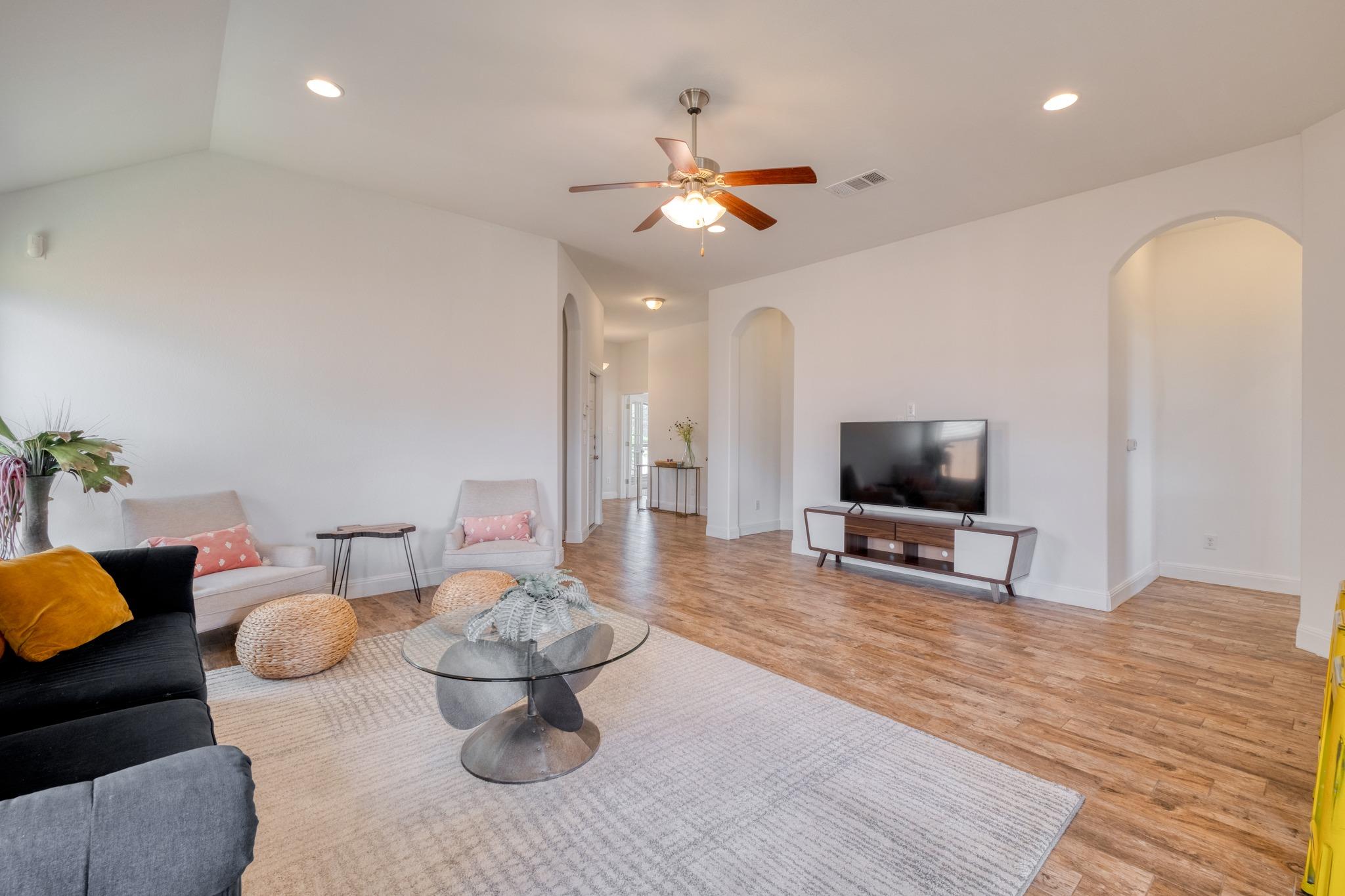 13205 Olivers Way, Manchaca, TX 78652