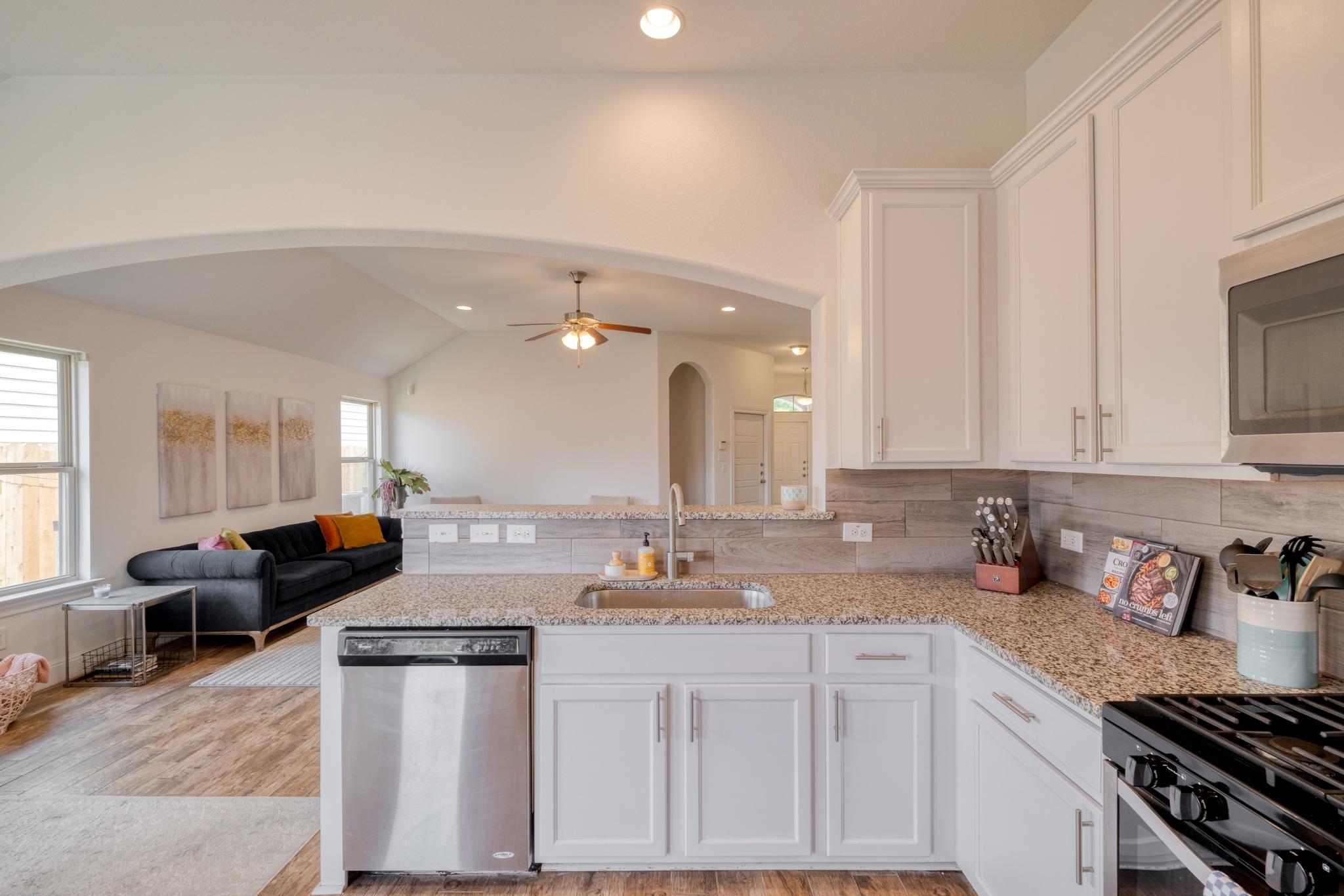 13205 Olivers Way, Manchaca, TX 78652