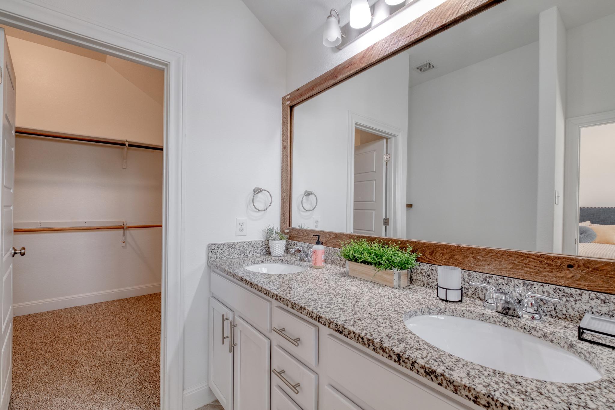 13205 Olivers Way, Manchaca, TX 78652