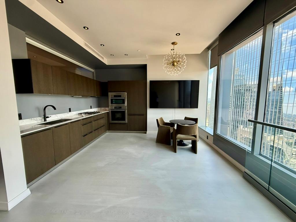 210 Lavaca St # 2809, Austin, TX 78701
