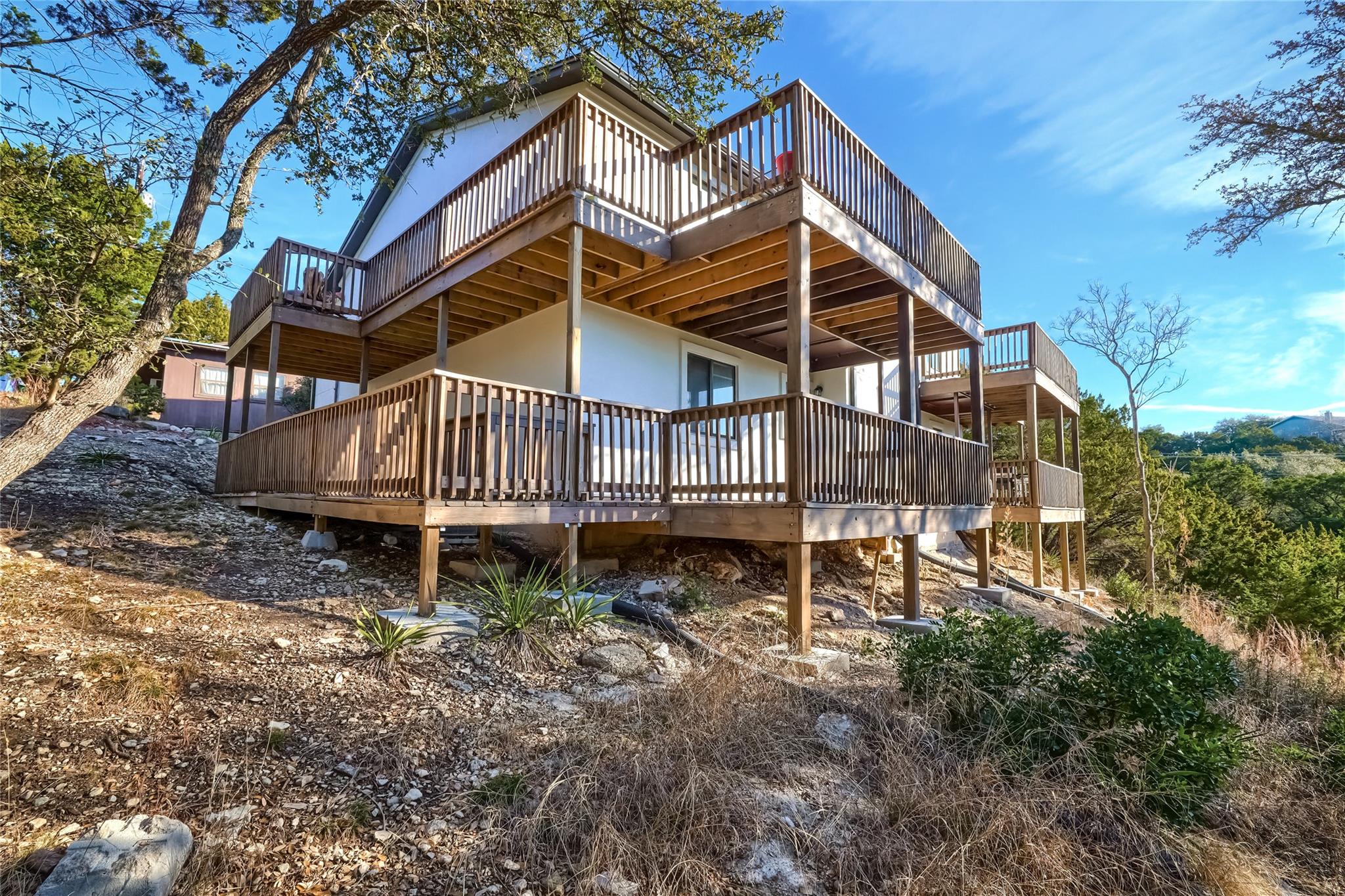 5909 Lago Vista Way # B, Lago Vista, TX 78645