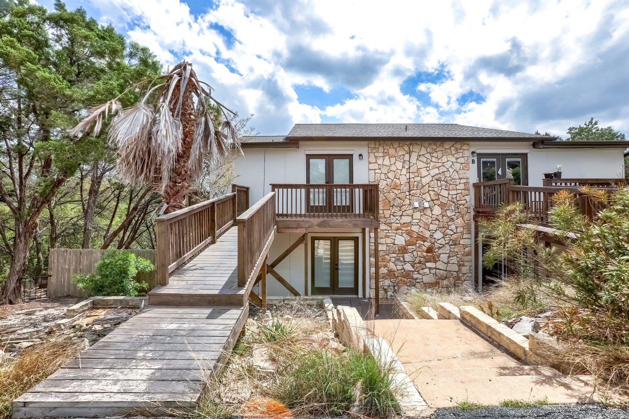 5909 Lago Vista Way # B, Lago Vista, TX 78645