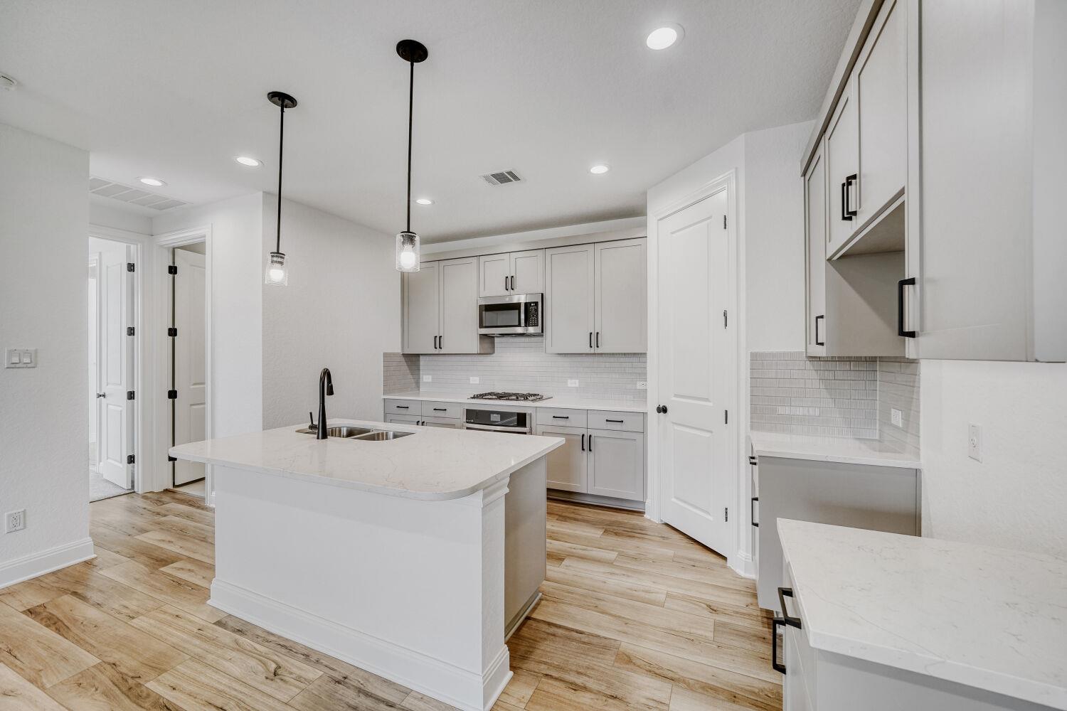 185 International St, Buda, TX 78610