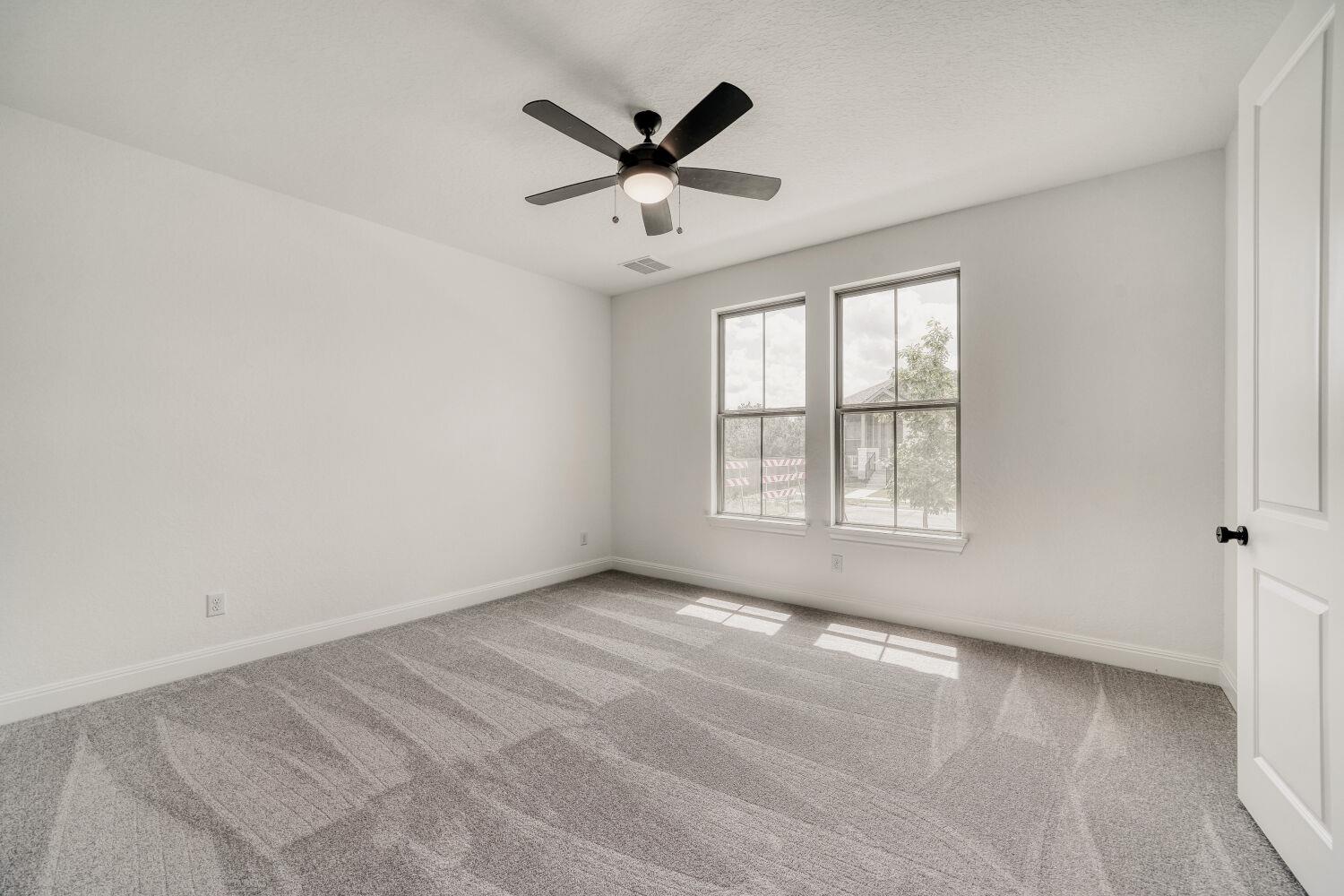 185 International St, Buda, TX 78610