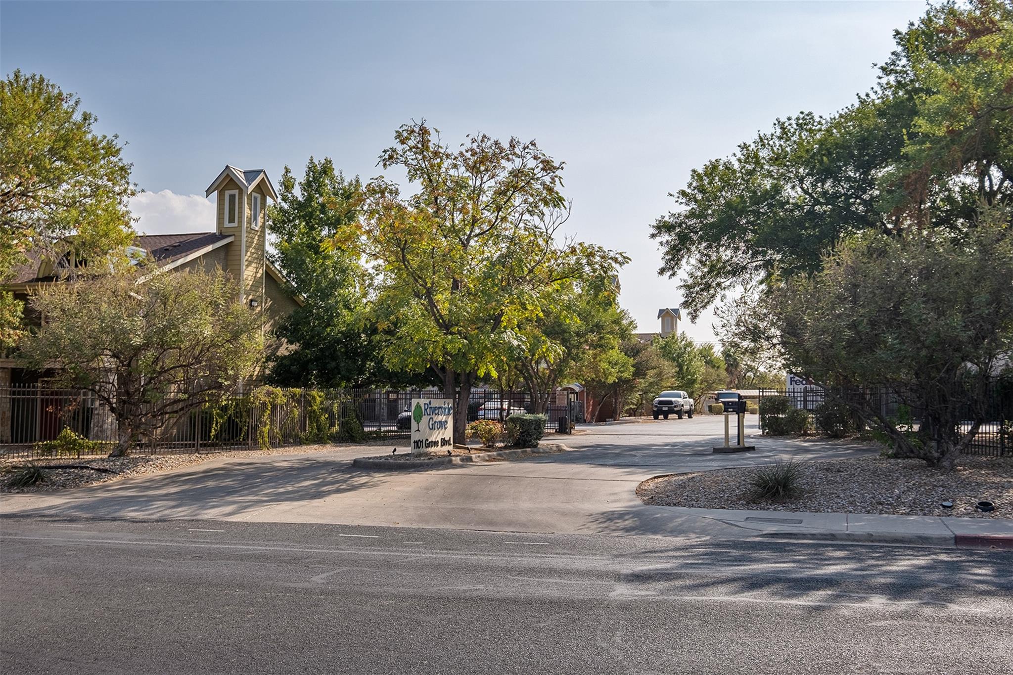 1101 Grove Blvd # 304, Austin, TX 78741