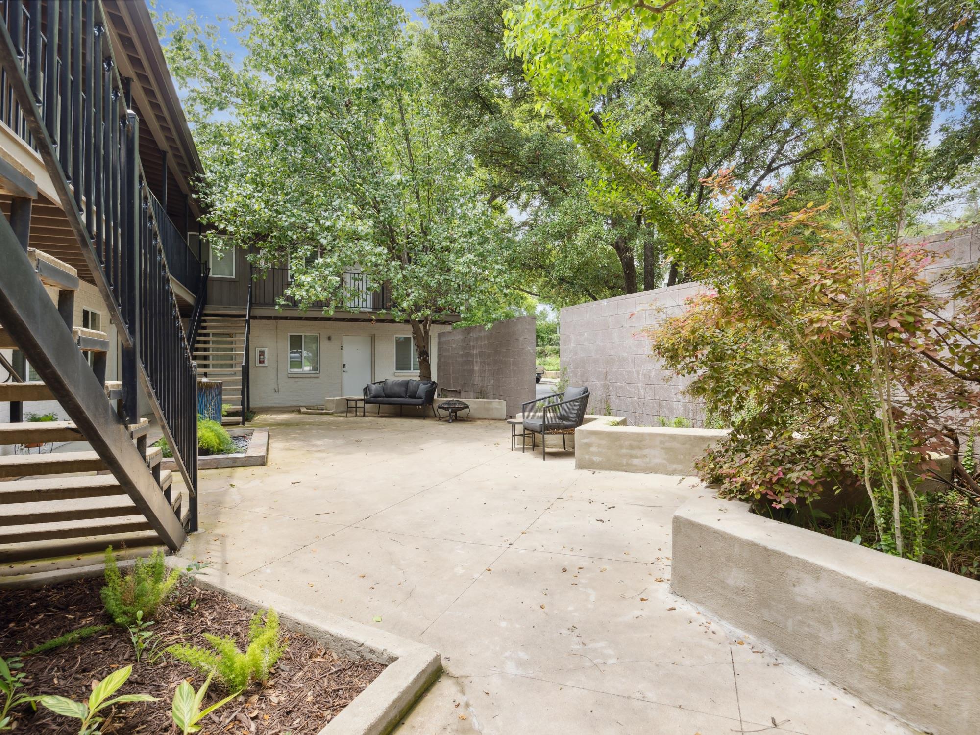 1503 W 9th St # 204, Austin, TX 78703
