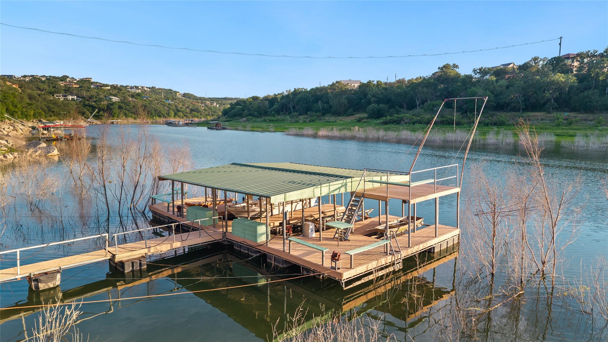 1104 Cliffview Dr, Spicewood, TX 78669