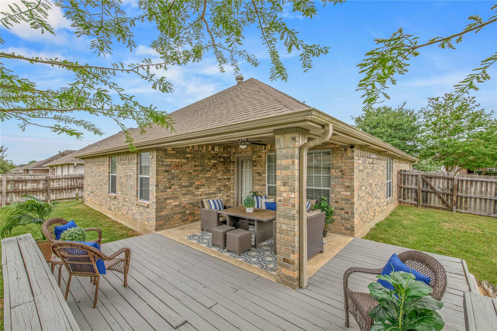 1014 Bougainvillea St, College Station, TX 77845