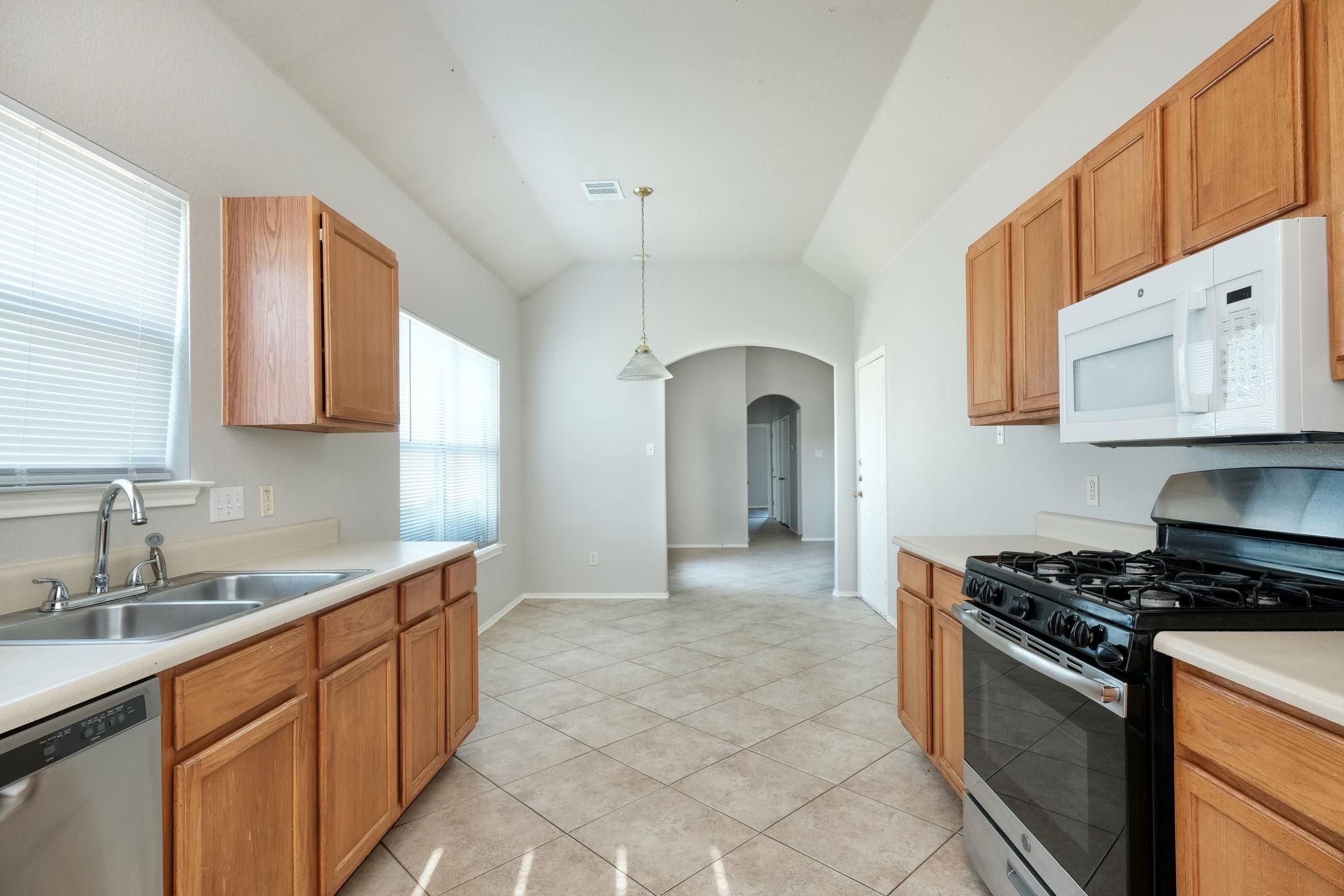 2826 -B Southampton Way # B, Round Rock, TX 78664