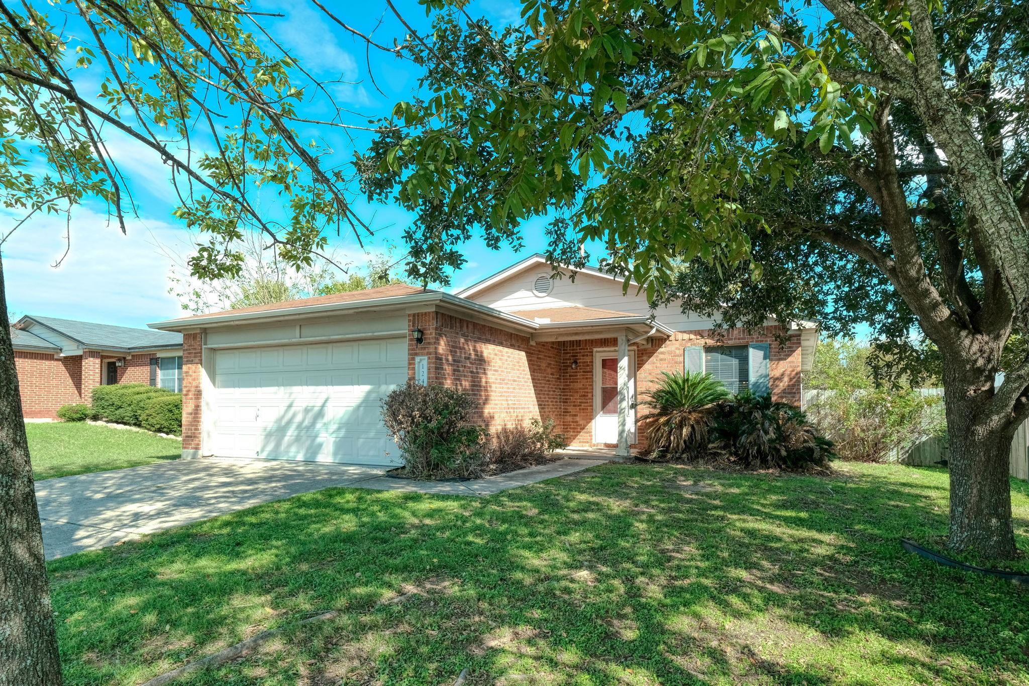 124 Hunter Rex Way, Kyle, TX 78640