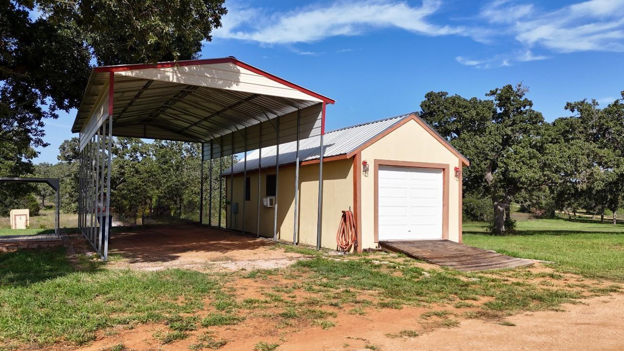 8653 N State Hwy 16, Llano, TX 78643