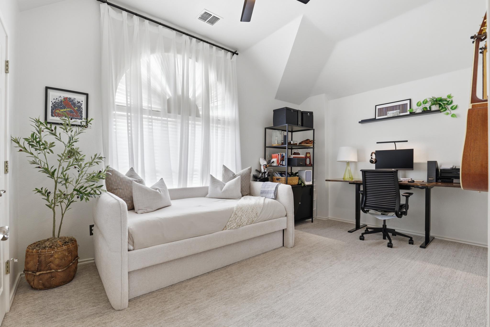 13625 Campesina Dr, Austin, TX 78727