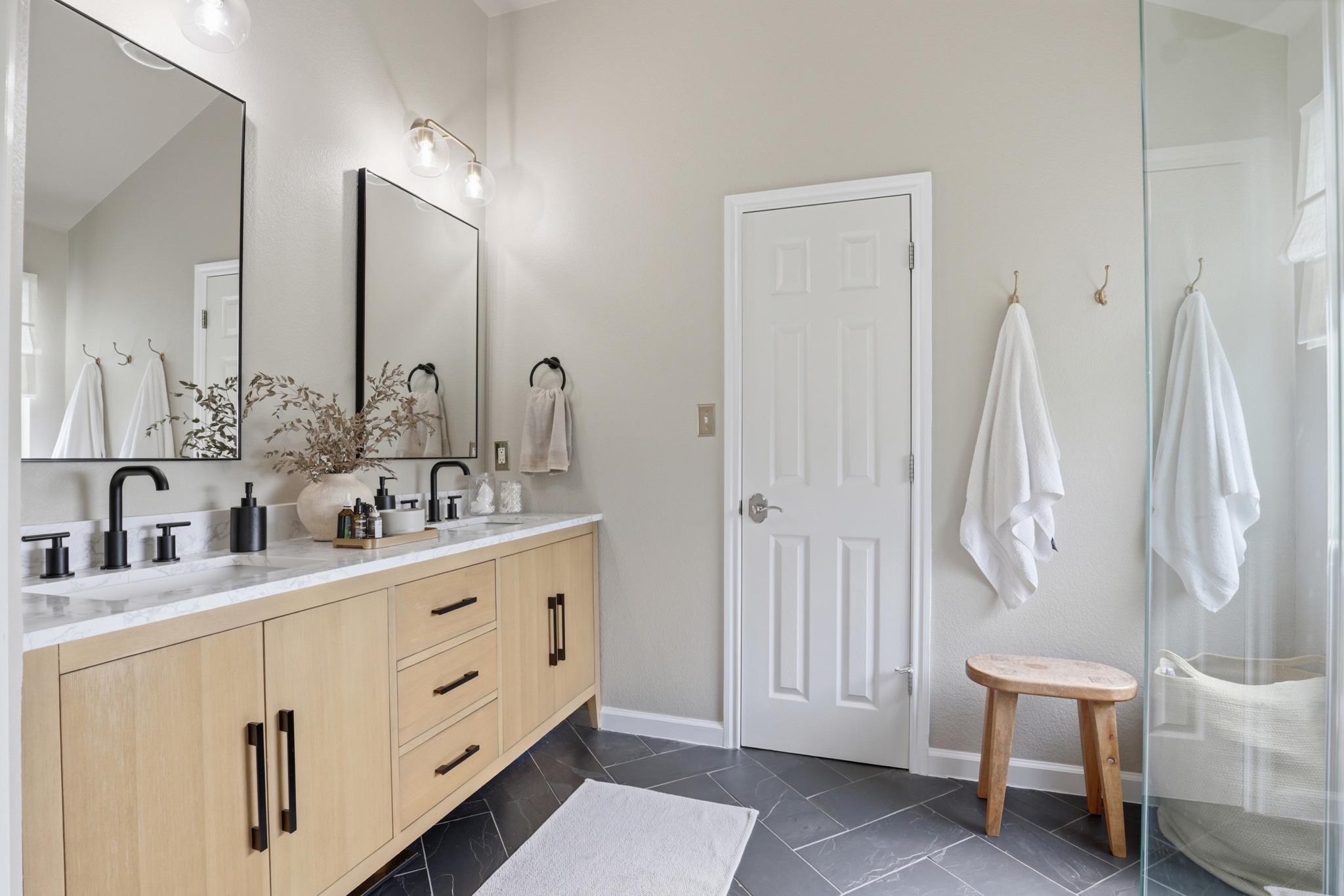 13625 Campesina Dr, Austin, TX 78727