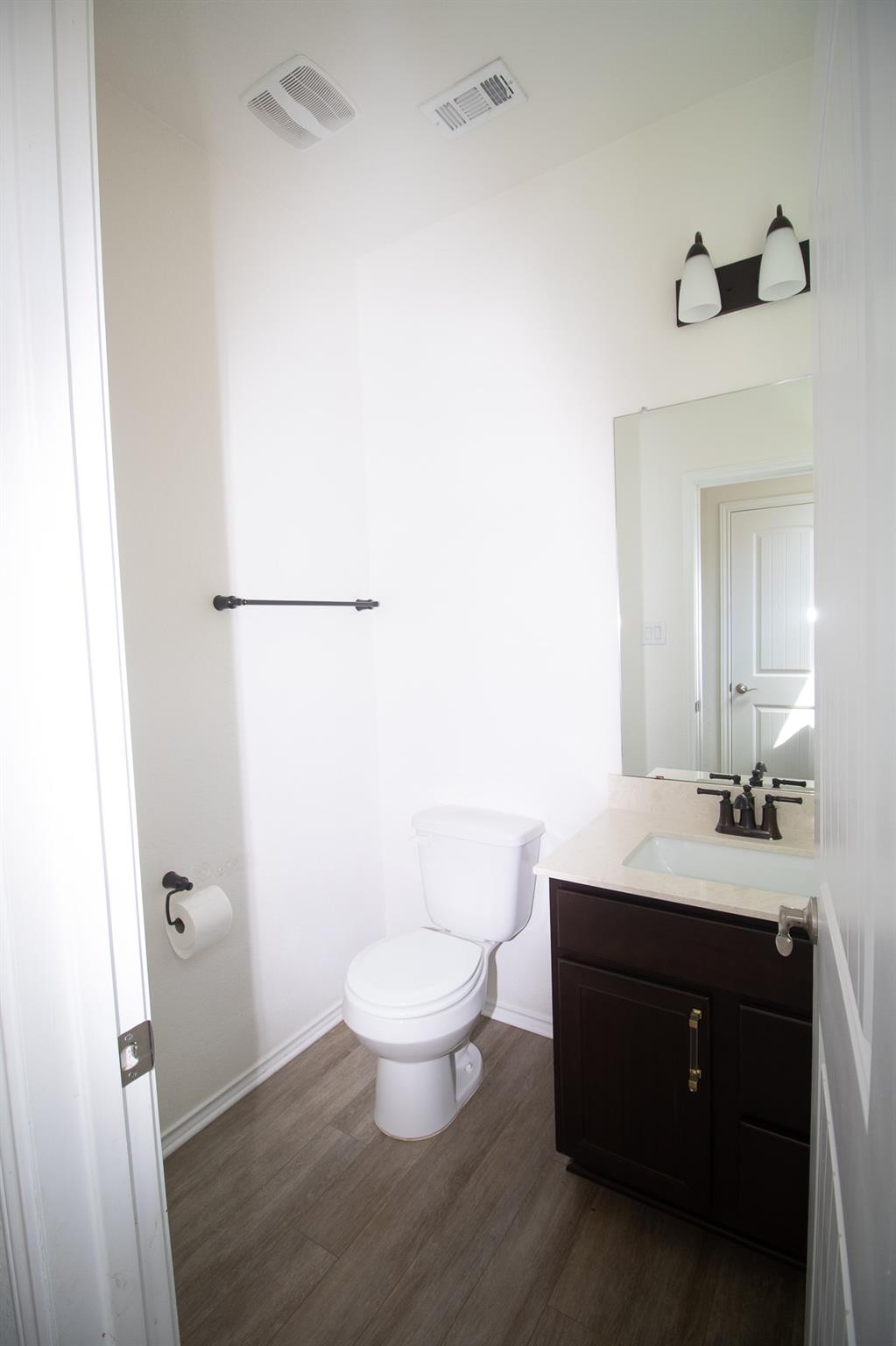 2105 Ebony Dove St, Round Rock, TX 78664