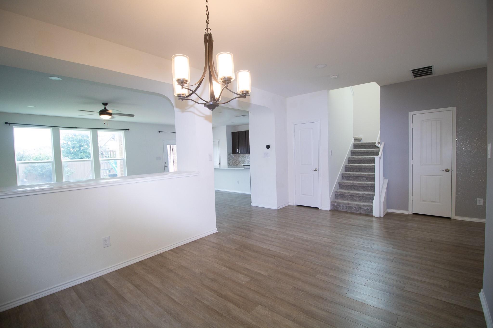 2105 Ebony Dove St, Round Rock, TX 78664