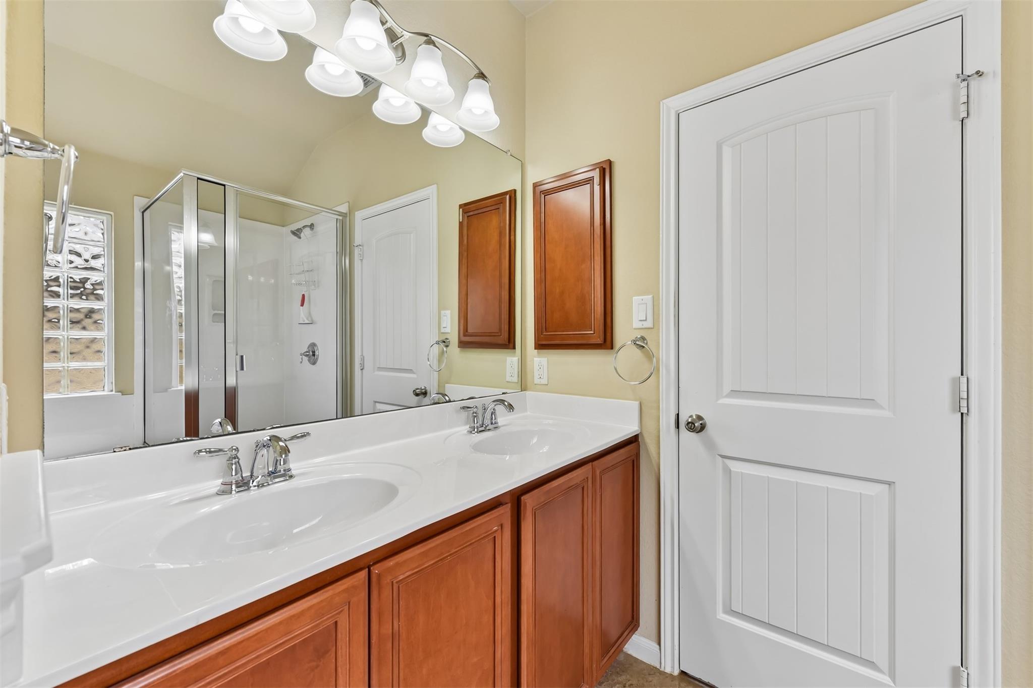 8541 White Ibis Dr, Austin, TX 78729