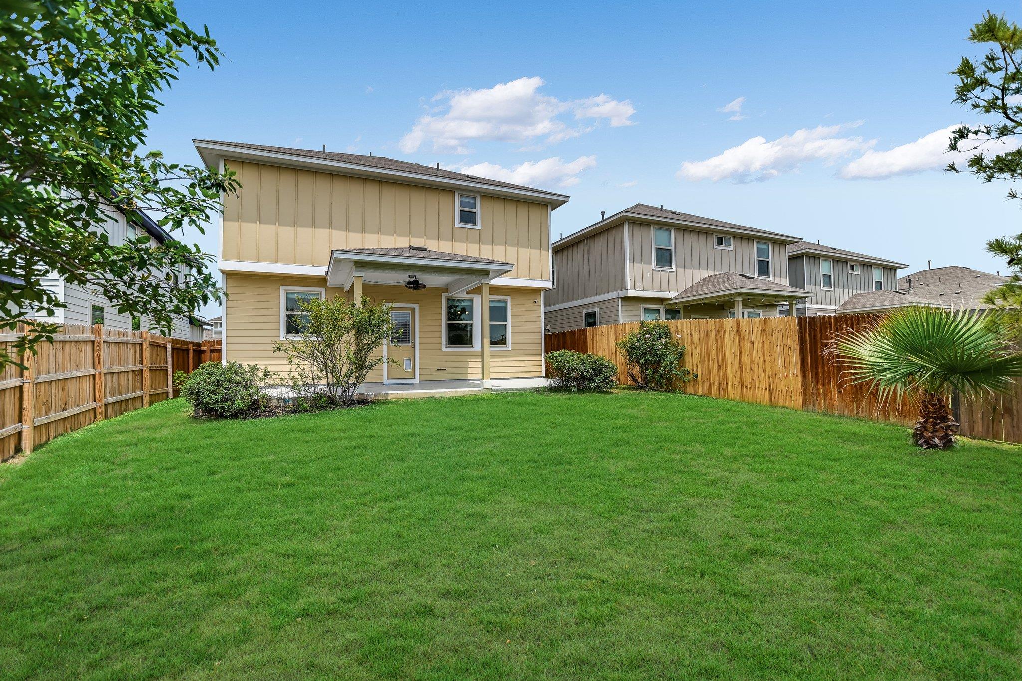 300 Wapiti Rd, Buda, TX 78610