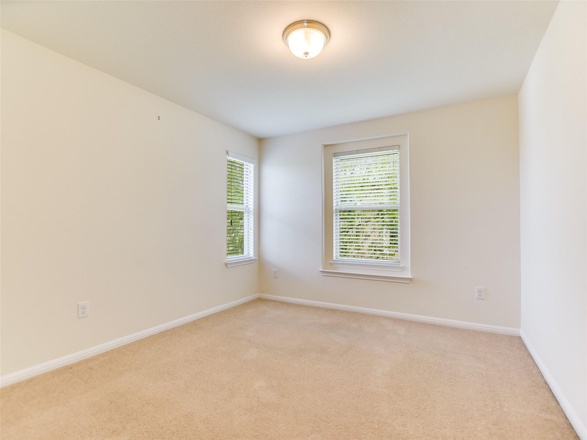 300 Wapiti Rd, Buda, TX 78610